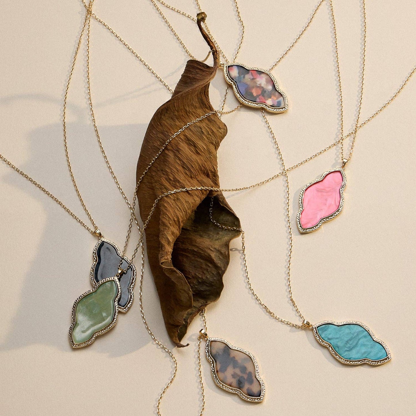 Iridescent Cloud-Shaped Pendant Necklace