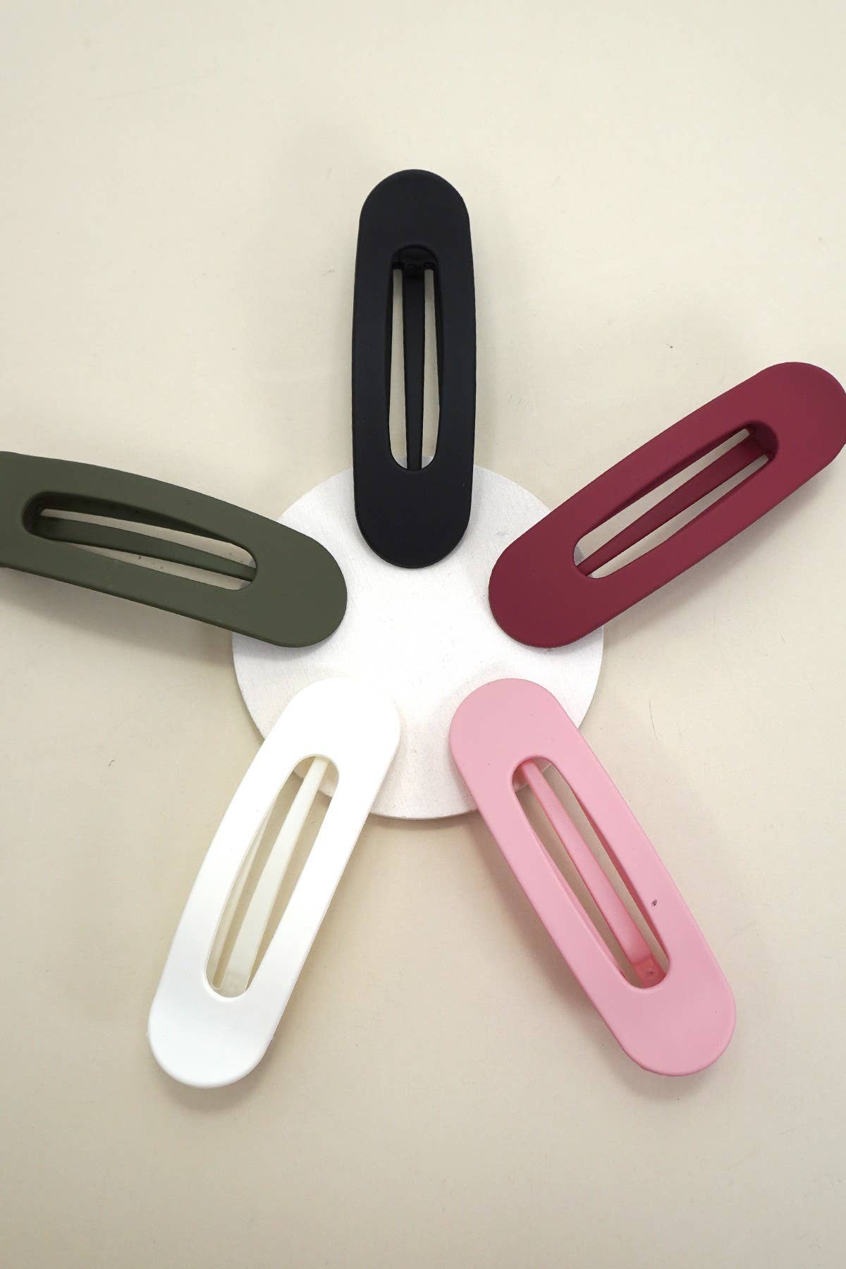OVAL LAY DOWN FLAT HAIR CLAW CLIPS