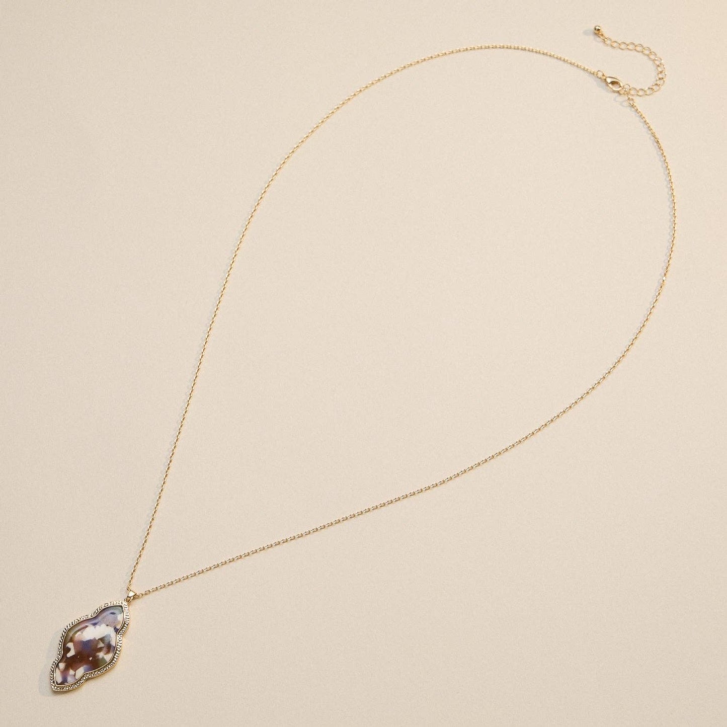Iridescent Cloud-Shaped Pendant Necklace