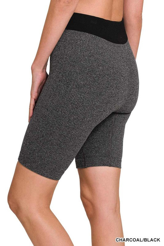 RIBBED SEAMLESS BIKER SHORTS