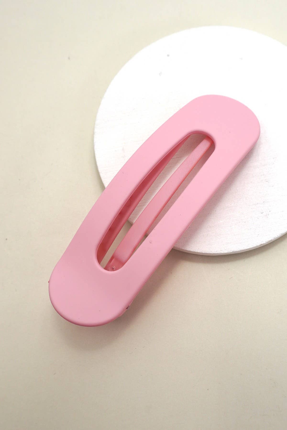 OVAL LAY DOWN FLAT HAIR CLAW CLIPS