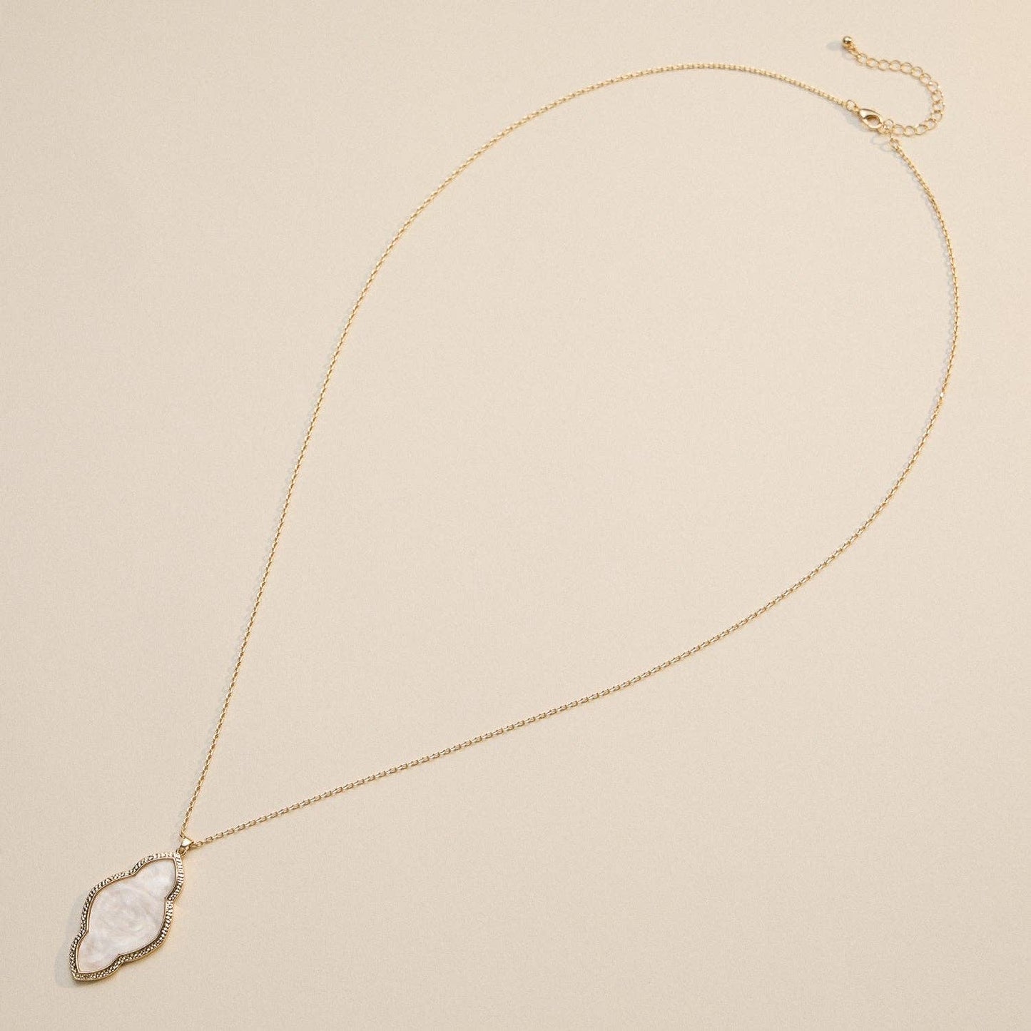 Iridescent Cloud-Shaped Pendant Necklace