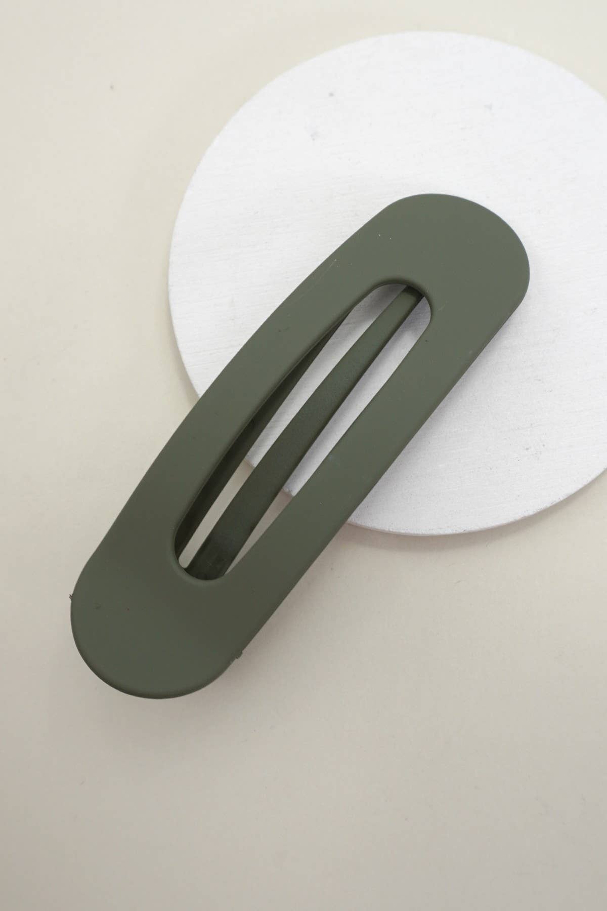 OVAL LAY DOWN FLAT HAIR CLAW CLIPS
