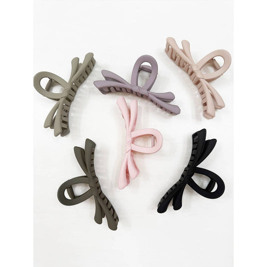 Large Matte Knotted Shape Hair Claw