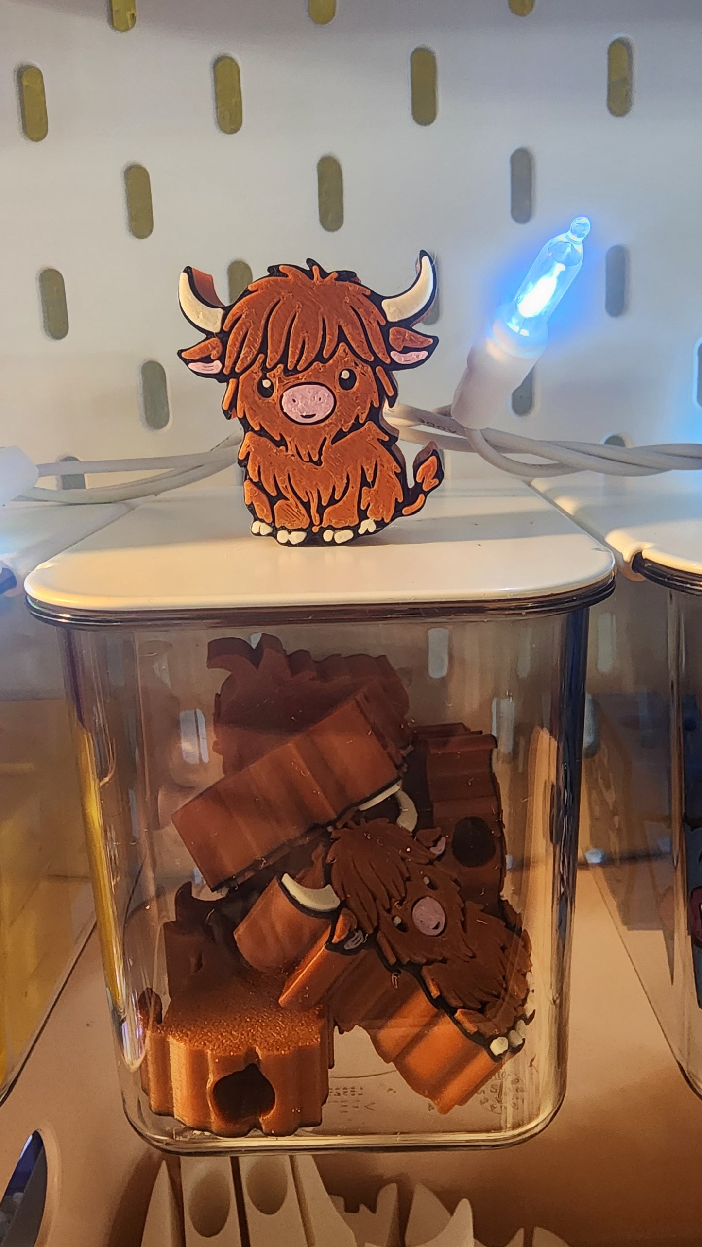 Highland Cow Strawtopper